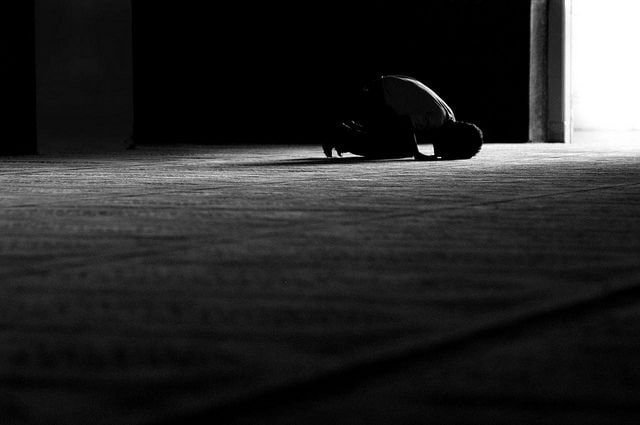 solat dalam gelap